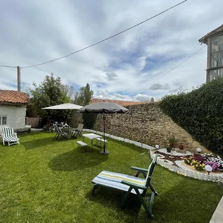 Casa: El Portalón De Valdivia * Pomar de Valdivia