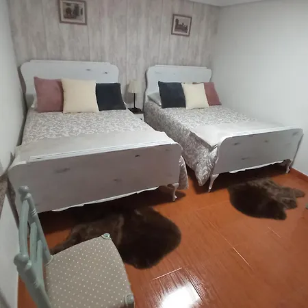 Casa: El Portalon De Valdivia * Pomar de Valdivia