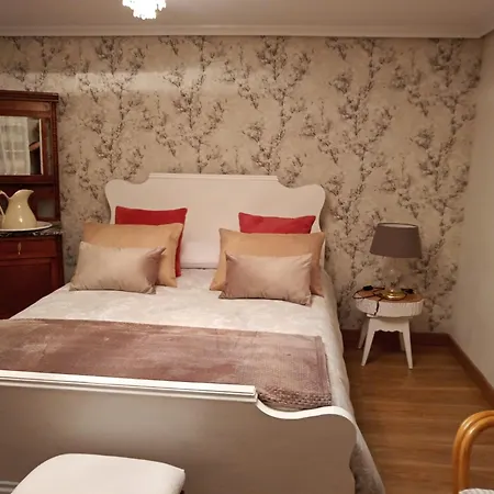 Casa: El Portalon De Valdivia * Pomar de Valdivia