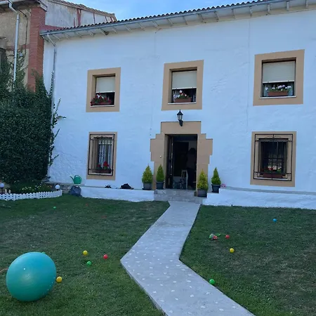 Holiday home Casa: El Portalon De Valdivia Pomar de Valdivia
