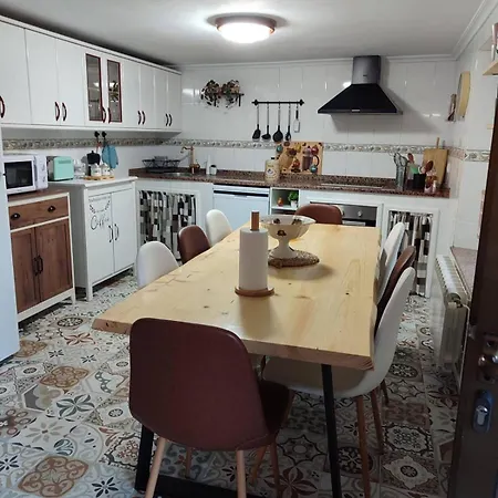 Casa: El Portalón De Valdivia * Pomar de Valdivia